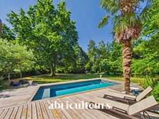 Belle maison idéale pour la famille avec grand jardin, terrasse et piscine en vente à Sautron (44880)