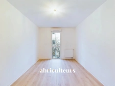 Appartement familial<span></span>Balcon<span></span>Parking<span></span>île de nantes<span></span>Rue de la Tour d’Auvergne