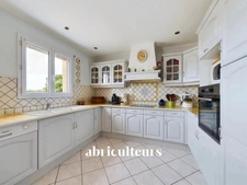 Grande maison familiale sur un terrain de 1.500m² – rue de Bellevue à Couëron 44220