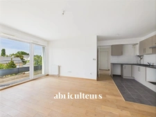 Appartement T3 baigné de lumière en parfait état<span></span>Ascenseur, balcon et stationnement<span></span>44 rue Théophile Guillou à SAINT-HERBLAIN 44800