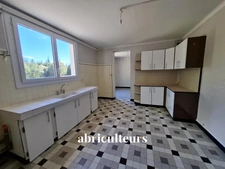 Grande maison familiale à rénover avec jardin et terrasse – Proche gare