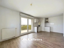 Joli deux pièces en dernier étage - Splendide vue dégagée - Boulevard Marcel Paul à Saint-Herblain