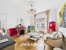 Entre Graslin, Dobrée et Notre-Dame de Bon Port - Splendide appartement familial d'environ 200m² - Ascenseur, garage, caves et toit-terrasse