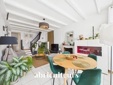 Maison ancienne au coeur de Basse-Indre<span></span>2 chambres & lumineuse terrasse<span></span>rue Albert Thomas à Indre 44610