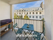 Splendide appartement familial récemment rénové - 4 chambres, ascenseur, balcon et possibilité de parking - Nantes 44000