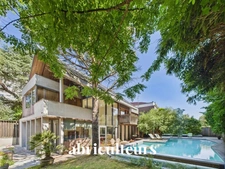 Splendide maison d'architecte dans un écrin de verdure<span></span>317m², piscine et grandes terrasses<span></span>Nantes Sud