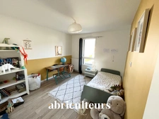 Maison moderne en parfait état - 147m², 4 chambres, jardin, garage - rue Alphonse de Lamartine à Sautron 44880