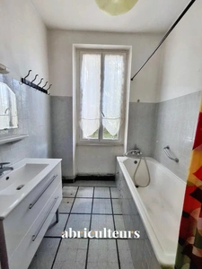 Grande maison familiale à rénover avec jardin et terrasse<span></span>Proche gare