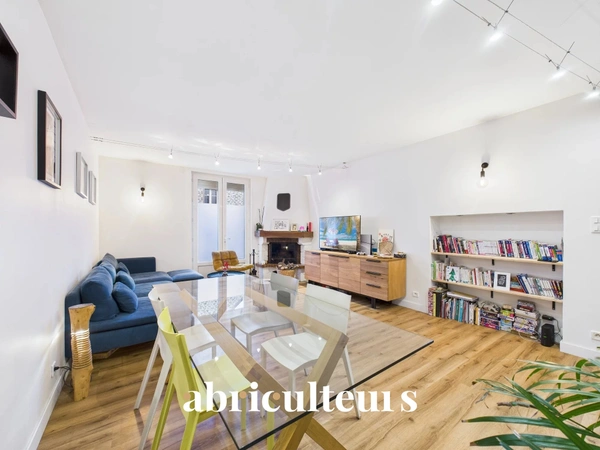 Jolie maison ancienne parfaitement rénovée en vente à  Couëron (44220)
