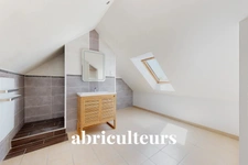 NORT-SUR-ERDRE<span></span>MAISON<span></span>6 PIÈCES<span></span>5 CHAMBRES<span></span>152 M2<span></span>482.000 €