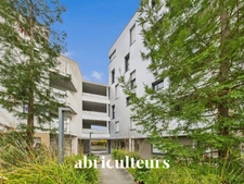 Joli deux pièces en parfait état<span></span>Immeuble moderne, ascenseur, balcon et parking<span></span>bd Emile Gabory à Nantes 44200