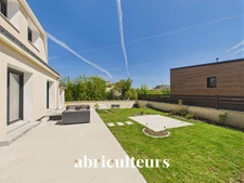 Spacieuse maison 5/6 chambres prête à vivre en vente à Couëron bourg (44220)