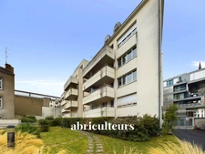 Moderne T1 de 37m² baigné de lumière<span></span>Fort potentiel locatif au pied du Jardin des Plantes<span></span>31 rue Gambetta à Nantes 44000