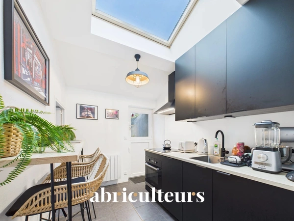 Jolie maison ancienne parfaitement rénovée en vente à  Couëron (44220)