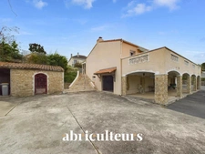 Grande maison familiale sur un terrain de 1.500m² – rue de Bellevue à Couëron 44220