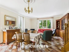 Sur les bords de Loire de Basse-Indre<span></span>Maison ancienne à rafraîchir<span></span>quai Besnard à Basse-Indre 44610