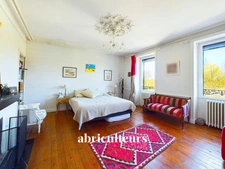 Très belle maison ancienne au cœur du bourg - Très beaux volumes et cachet ancien - Bouguenais