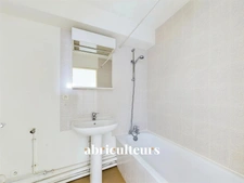 Moderne T1 de 37m² baigné de lumière<span></span>Fort potentiel locatif au pied du Jardin des Plantes<span></span>31 rue Gambetta à Nantes 44000