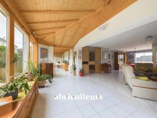 Grande maison familiale sur un terrain de 1.500m² – rue de Bellevue à Couëron 44220