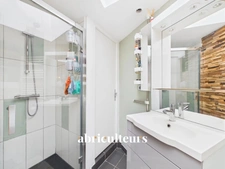 Maison ancienne au coeur de Basse-Indre<span></span>2 chambres & lumineuse terrasse<span></span>rue Albert Thomas à Indre 44610