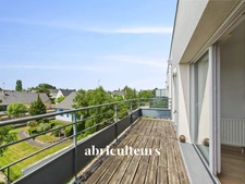Appartement T3 baigné de lumière en parfait état<span></span>Ascenseur, balcon et stationnement<span></span>44 rue Théophile Guillou à SAINT-HERBLAIN 44800