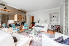 NANTES / REPUBLIQUE - APPARTEMENT - 8 PIÈCES - 4 CHAMBRES - 222m² - 599.830 €