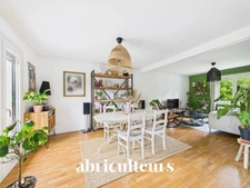 Maison 101m² avec 3 chambres et un jardin<span></span>Lumineuse et parfaitement agencée<span></span>Thorigné-Fouillard 35235