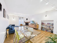 Jolie maison ancienne parfaitement rénovée - En plein bourg de Couëron, proche des commodités - Couëron 44220