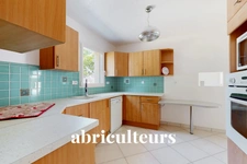 NORT-SUR-ERDRE<span></span>MAISON<span></span>6 PIÈCES<span></span>5 CHAMBRES<span></span>152 M2<span></span>482.000 €