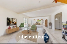 NORT-SUR-ERDRE<span></span>MAISON<span></span>6 PIÈCES<span></span>5 CHAMBRES<span></span>152 M2<span></span>482.000 €