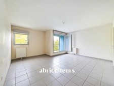 Appartement moderne, avec deux chambres, balcon et parking privé<span></span>Boulevard du Tertre à SAINT-HERBLAIN 44800