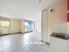 Appartement moderne, avec deux chambres, balcon et parking privé<span></span>Boulevard du Tertre à SAINT-HERBLAIN 44800