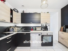 Maison ancienne au coeur de Basse-Indre<span></span>2 chambres & lumineuse terrasse<span></span>rue Albert Thomas à Indre 44610