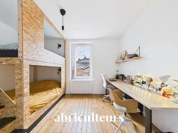 Jolie maison ancienne parfaitement rénovée en vente à  Couëron (44220)