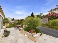 Grande maison familiale sur un terrain de 1.500m² – rue de Bellevue à Couëron 44220