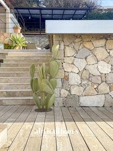 Villa d’exception avec vue mer panoramique, piscine, 6 chambres et prestations haut de gamme – Le Cannet, 250 m²