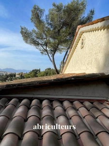 Villa d’exception avec vue mer panoramique, piscine, 6 chambres et prestations haut de gamme – Le Cannet, 250 m²