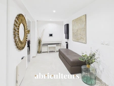 Villa d'exception 313m2 aperçu mer, autonome en énergie, piscine et appartement invités