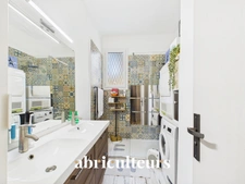 Esprit loft - Appartement 2 pièces - 56m² - Nice Valrose