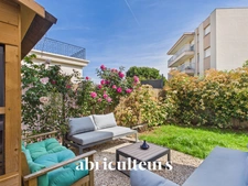 Belle maison Neuve 2024<span></span>DPE A<span></span>117m2<span></span>3 chambres<span></span>Jardin et piscine en centre-ville de Saint-Laurent-du-Var