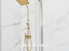 Adorable 2 Pièces entièrement rénové de 36 m² avec Balcon et Cave - Nice bas Cyrnos