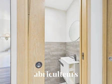 Vue mer panoramique<span></span>Élégant 4 Pièces avec terrasse<span></span>84m²<span></span>Juan-les-Pins