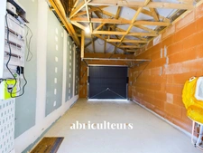 Superbe villa contemporaine avec piscine chauffée orientée sud- idéalement située - à seulement 10 minutes des plages-  proche du centre ville de Tosse 40230