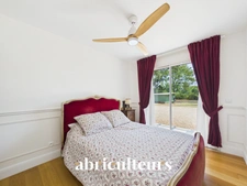 Très belle propriété sur 2 720 m² de terrain - SAUBION