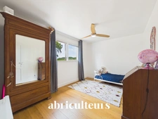 Très belle propriété sur 2 720 m² de terrain - SAUBION