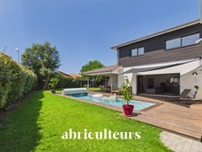 Villa contemporaine de 2018 avec piscine et toit-terrasse<span></span>Seignosse Bourg