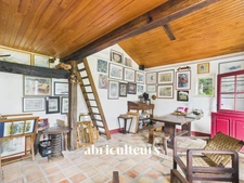 Corps de ferme avec dépendances sur  terrain de 7 600 m² avec piscine – Tilh