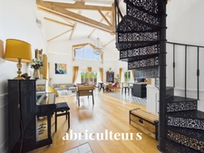 Très belle propriété sur 2 720 m² de terrain - SAUBION