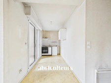 Proche centre et gare – Saint Vincent de Tyrosse- Studio dans résidence au calme