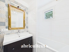 Très belle propriété sur 2 720 m² de terrain - SAUBION